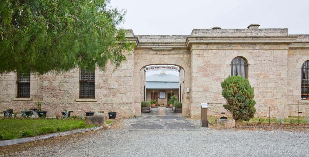 Hotel The Old Mount Gambier Gaol Extérieur photo